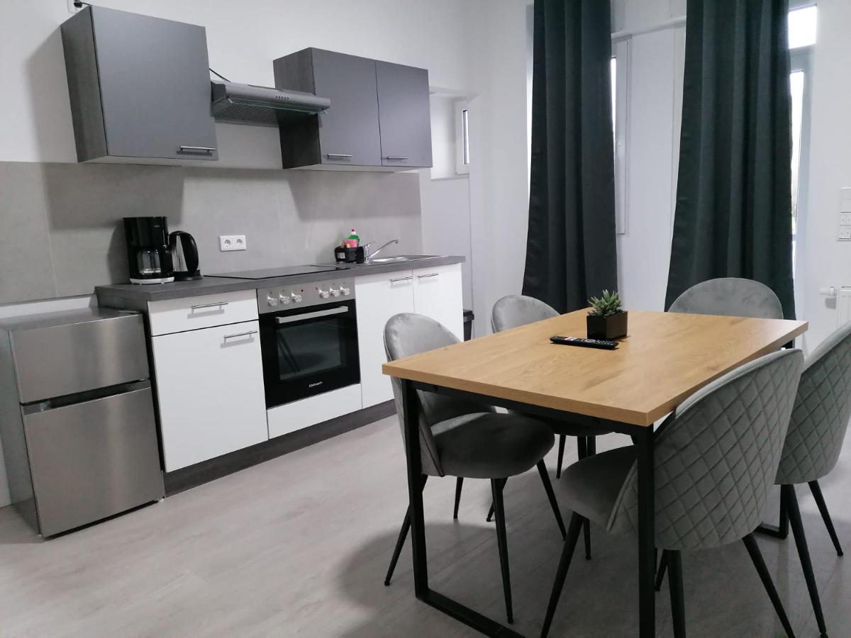 Estrella24 Living Rooms Tokio ヘルネ エクステリア 写真