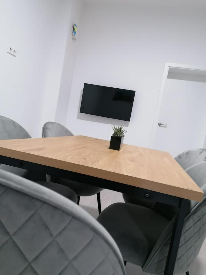 Estrella24 Living Rooms Tokio ヘルネ エクステリア 写真